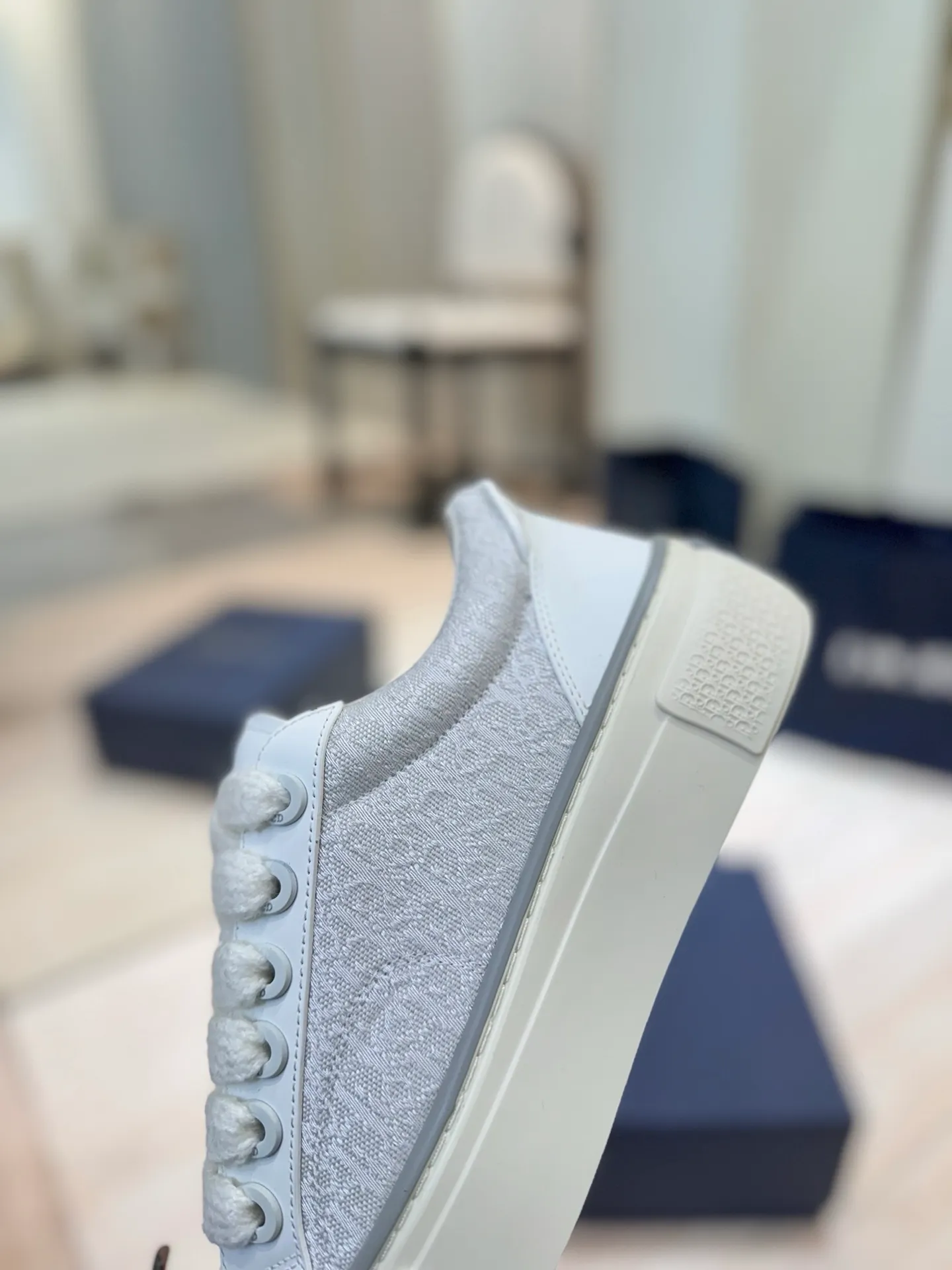 👟👟Ex-factory price 600👟👟 (Top version) Dior 2025 autumn and winter haute couture series new men's shoes CD jelly-colored flat casual shoes Dior and STONE ISLAND B33 round toe lace-up canvas skate shoes Stars' same style Oblique letter logo embroidered retro color-blocking sneakers The top high-end version on the market ✅ Upper: imported custom calfskin/suede leather ✅Inner: water-dyed cowhide lining ✅Outsole: original open-molded Tpu outsole ✅Packaging: full set of original box ✅Size: 35-45 (46 pieces customized, non-refundable)